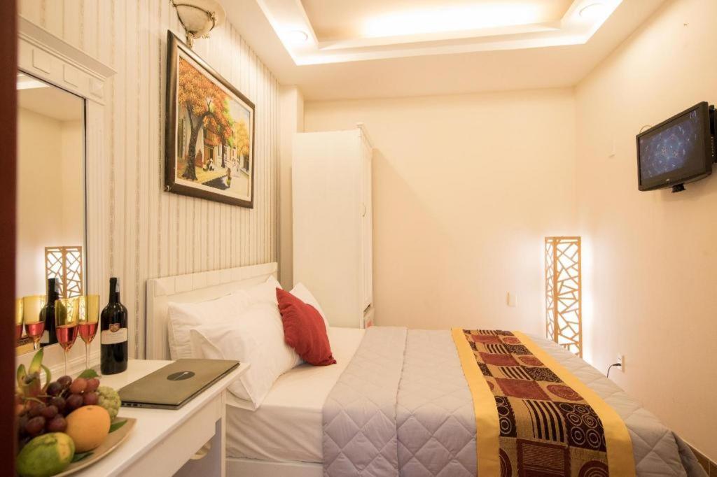 Cat Hotel Ben Thanh Ho Chi Minh City Exterior photo