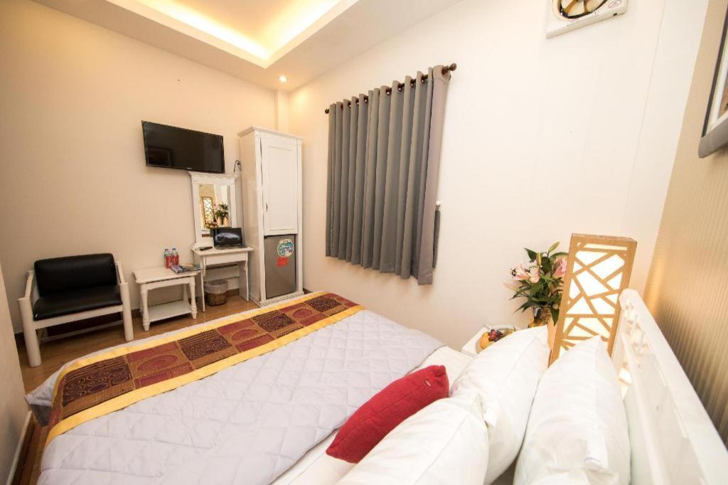 Cat Hotel Ben Thanh Ho Chi Minh City Exterior photo